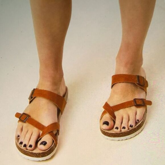 BRAND NEW JUST BE WOMEN"S SANDAL - Picture 1 of 15